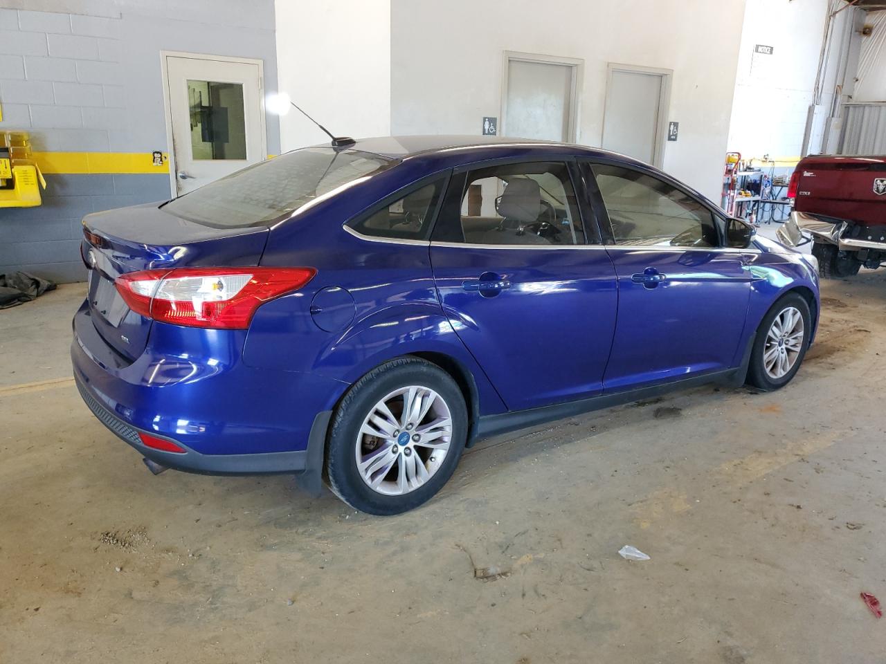 1FAHP3H24CL219445 2012 Ford Focus Sel