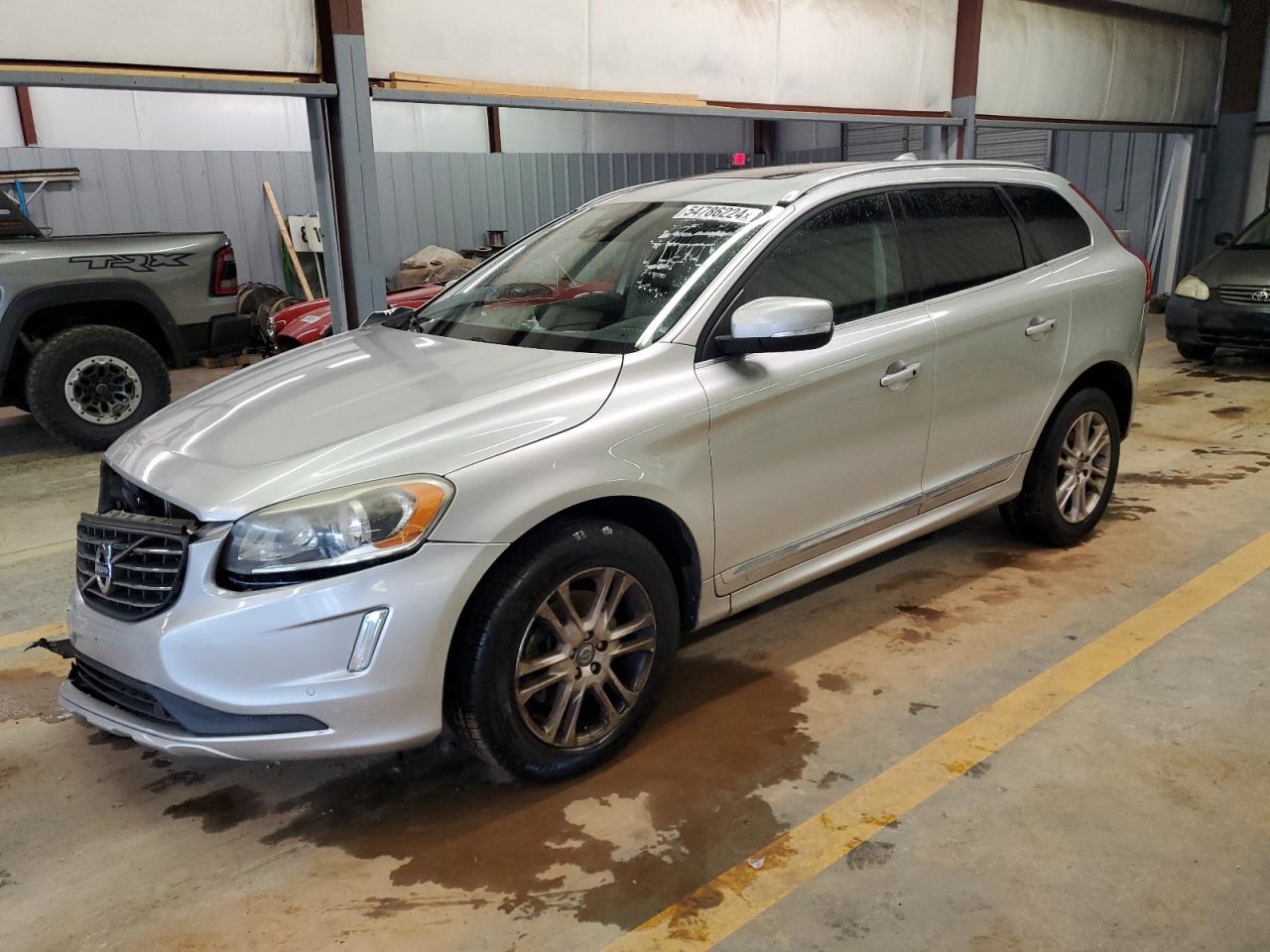 YV4612RK2F2679562 2015 Volvo Xc60 T5 Premier