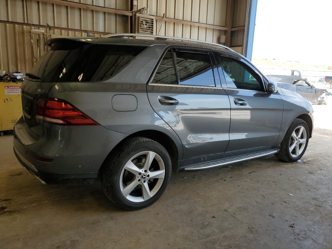 4JGDA5HB3JB068621 2018 Mercedes-Benz Gle 350 4Matic