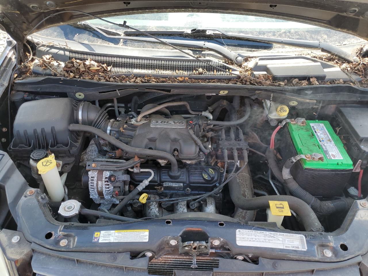 2D4RN3D10AR335864 2010 Dodge Grand Caravan Hero