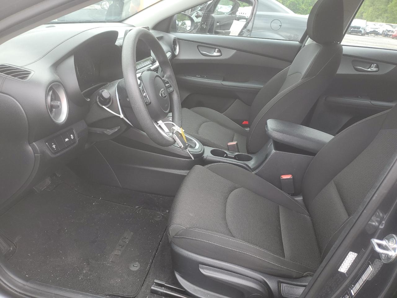 3KPF24AD1ME286550 2021 Kia Forte Fe