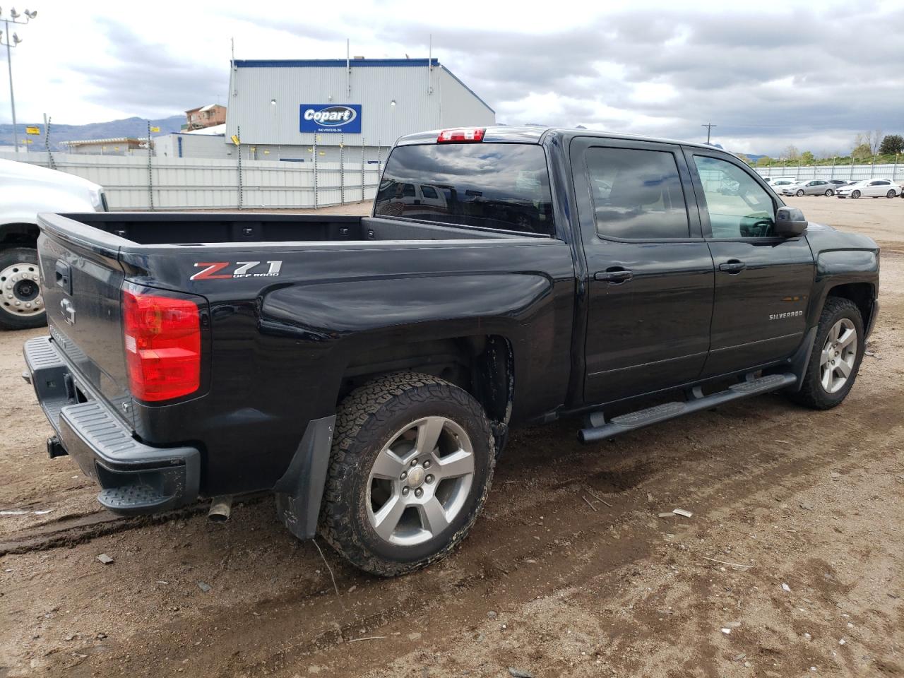 3GCUKREC6JG566289 2018 Chevrolet Silverado K1500 Lt