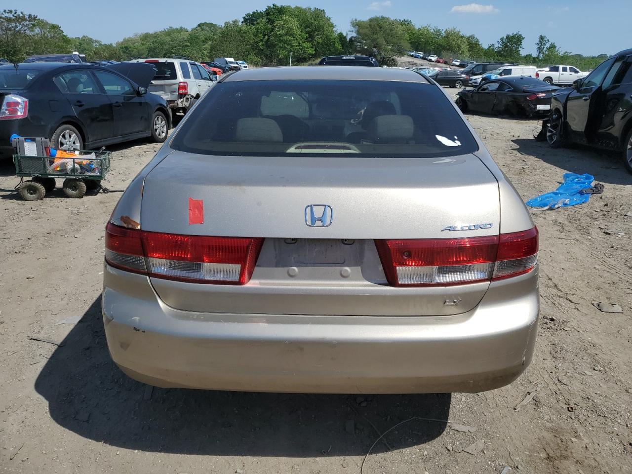 1HGCM563X3A147023 2003 Honda Accord Lx