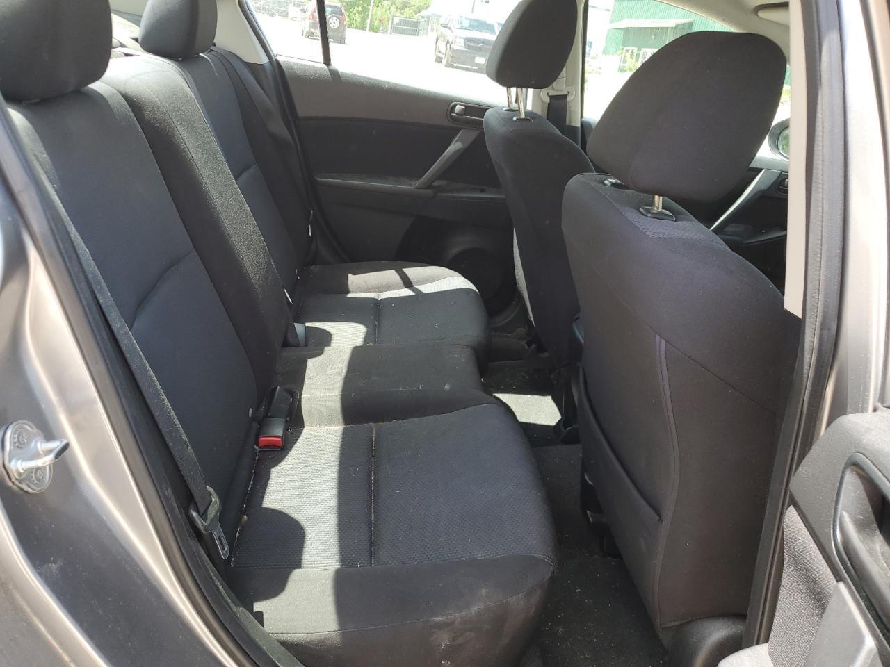 JM1BL1UG8B1377251 2011 Mazda 3 I