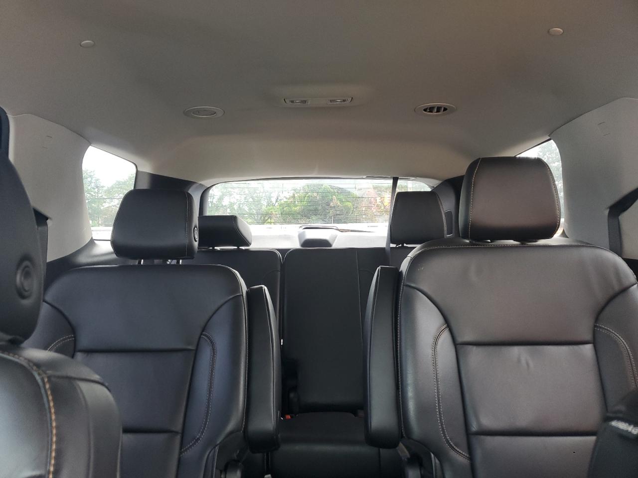 1GNEVHKW8JJ209478 2018 Chevrolet Traverse Lt