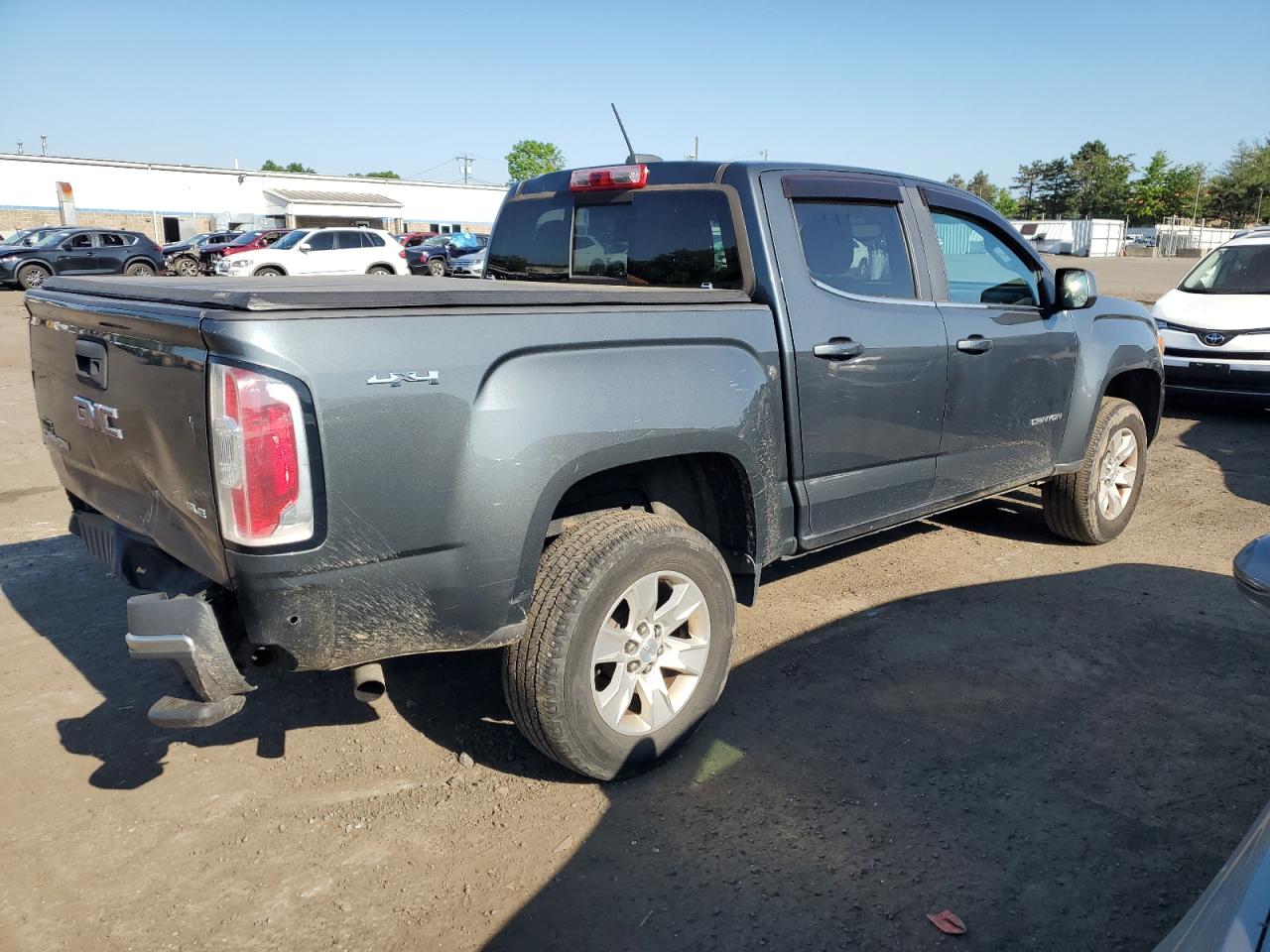 1GTG6CE39G1385077 2016 GMC Canyon Sle