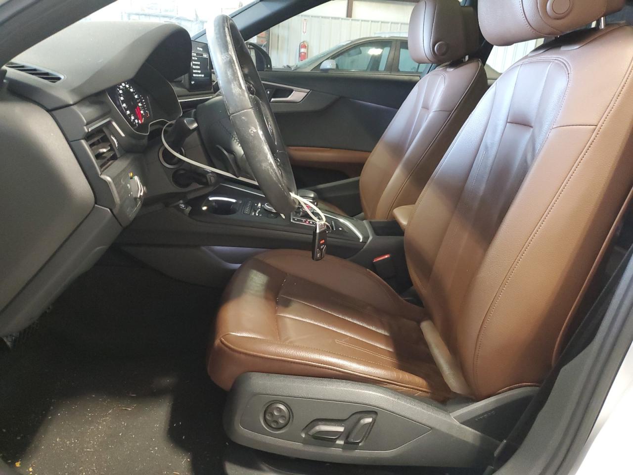 WAUKMAF49JA128064 2018 Audi A4 Premium