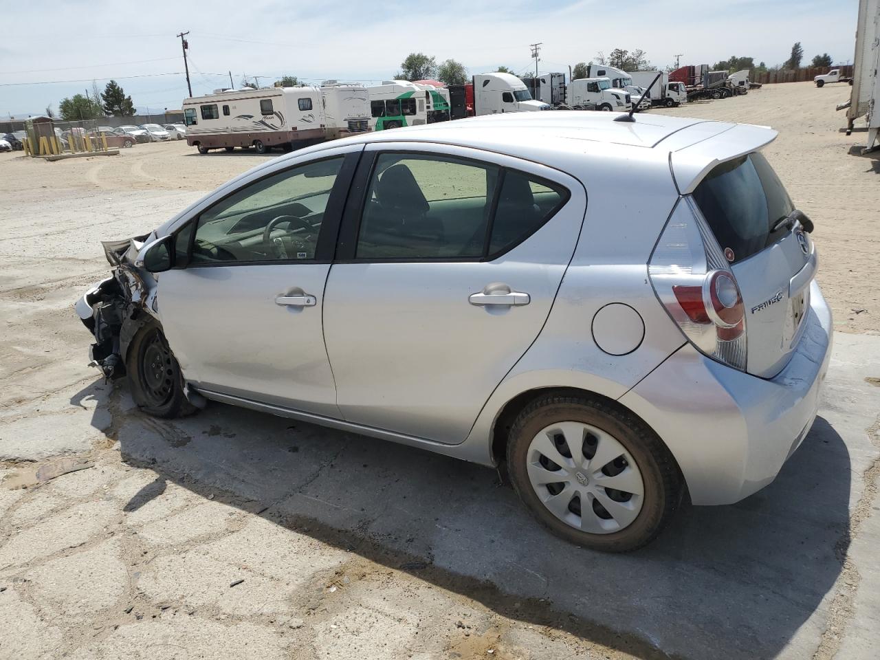 2013 Toyota Prius C vin: JTDKDTB3XD1539747