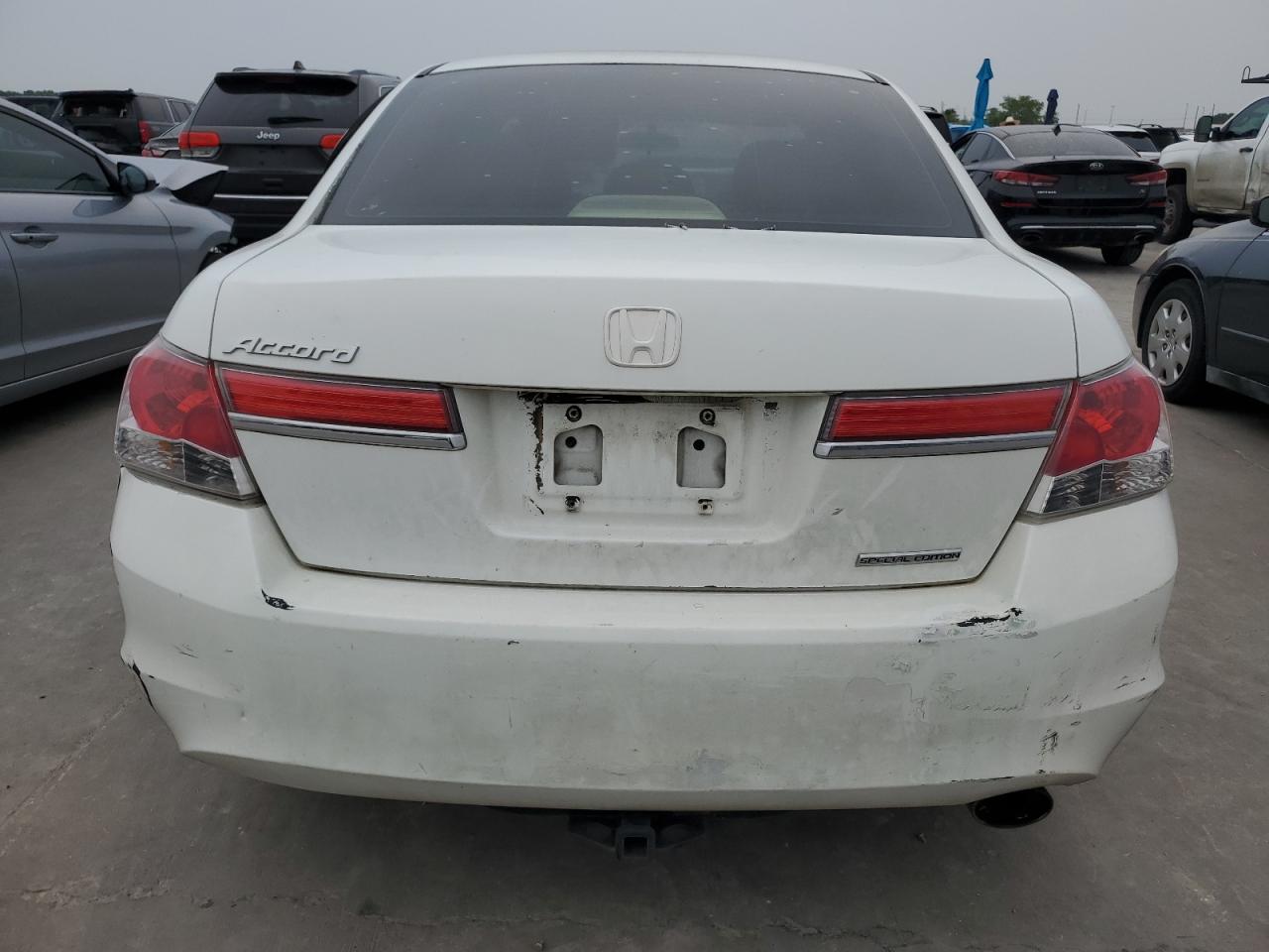 1HGCP2F68CA213469 2012 Honda Accord Se