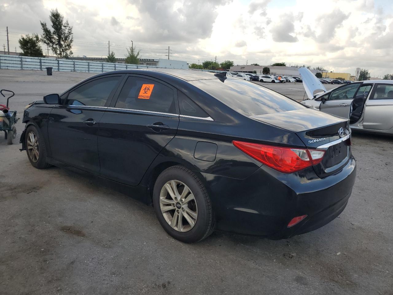 5NPEB4AC4EH898807 2014 Hyundai Sonata Gls