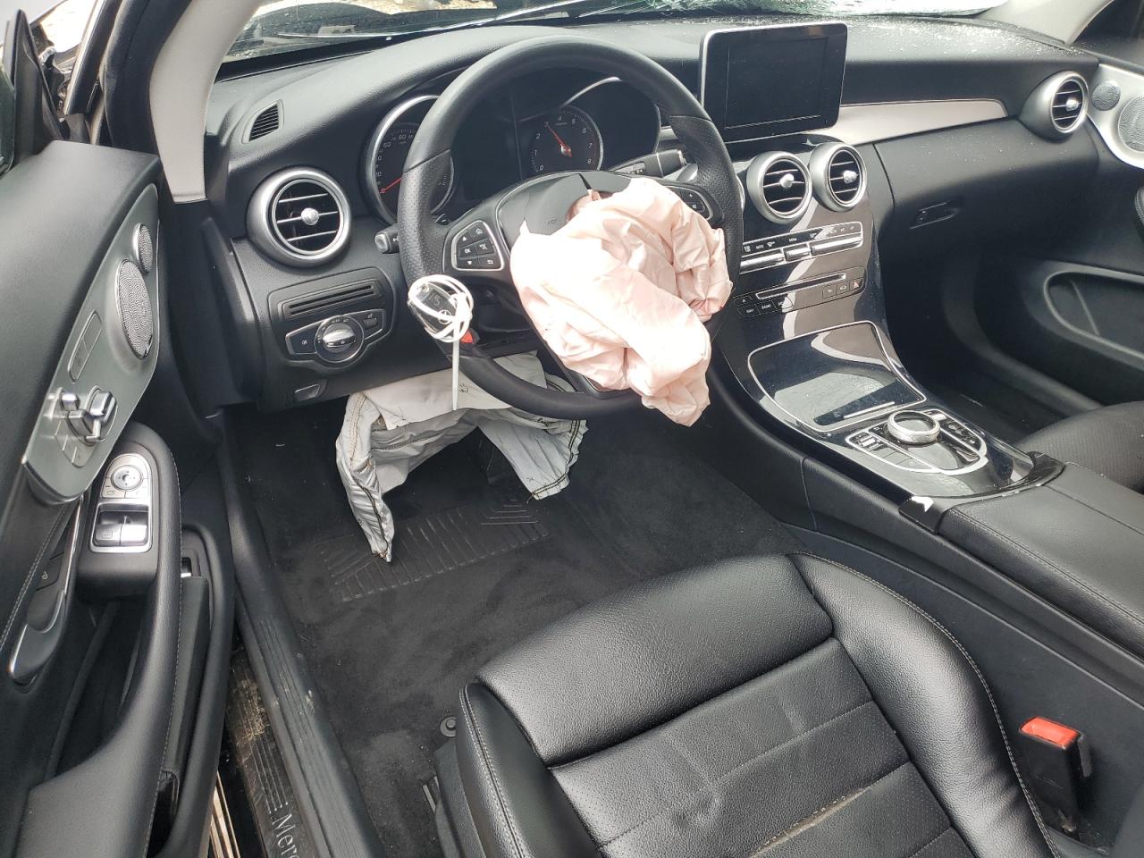 WDDWJ4JBXHF516539 2017 Mercedes-Benz C 300