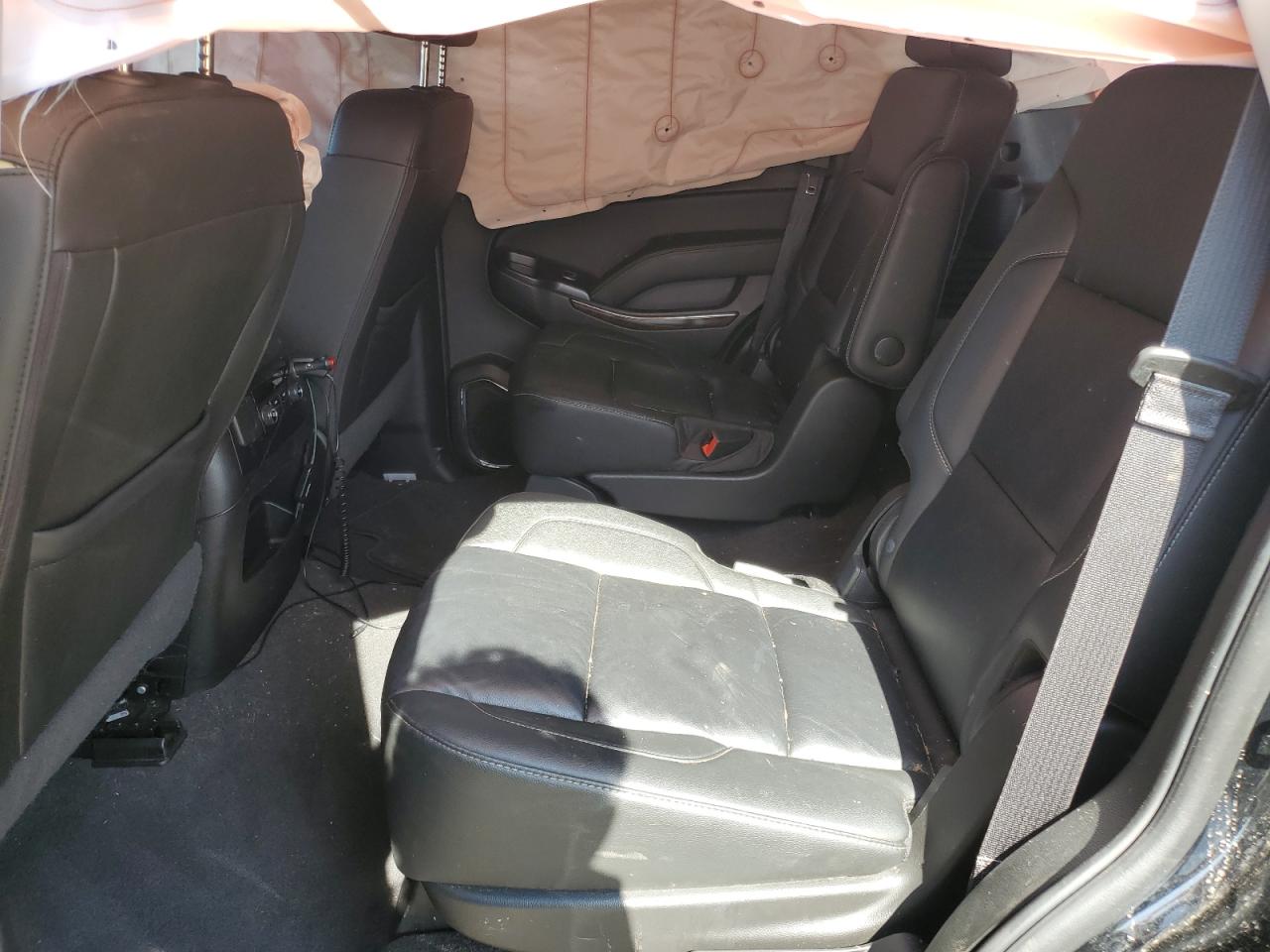 1GNSKBKC9KR406225 2019 Chevrolet Tahoe K1500 Lt