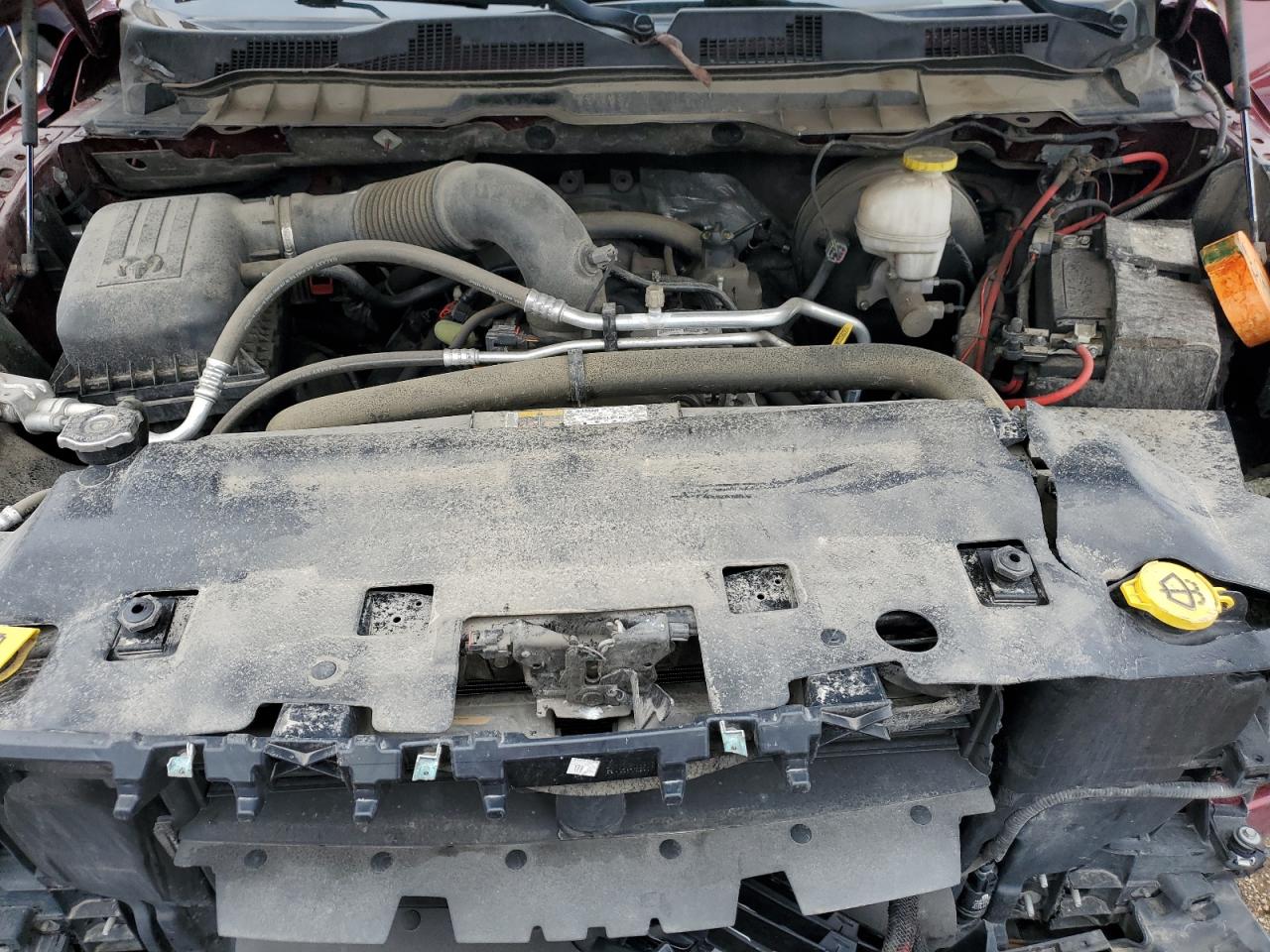 1C6RR7LT4JS338865 2018 Ram 1500 Slt