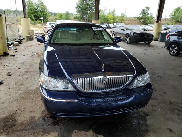 2011 Lincoln Town Car Signature Limited VIN: 2LNBL8CV3BX756279 Lot: 54075144