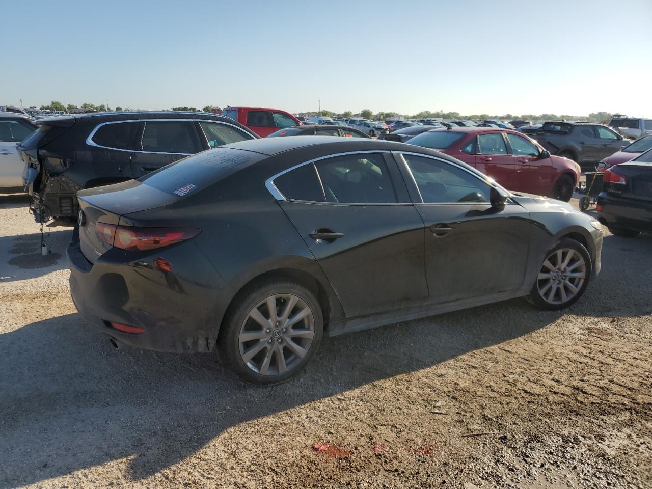 JM1BPACLXM1314187 2021 Mazda 3 Preferred