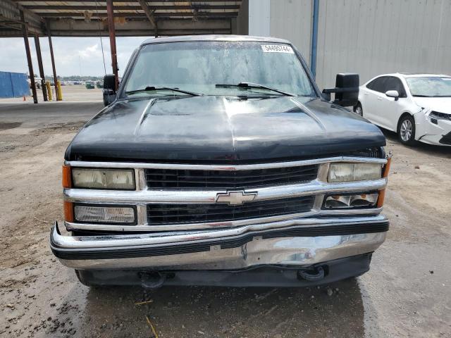 1998 Chevrolet Suburban K2500 VIN: 1GNGK26J1WJ357086 Lot: 54495744