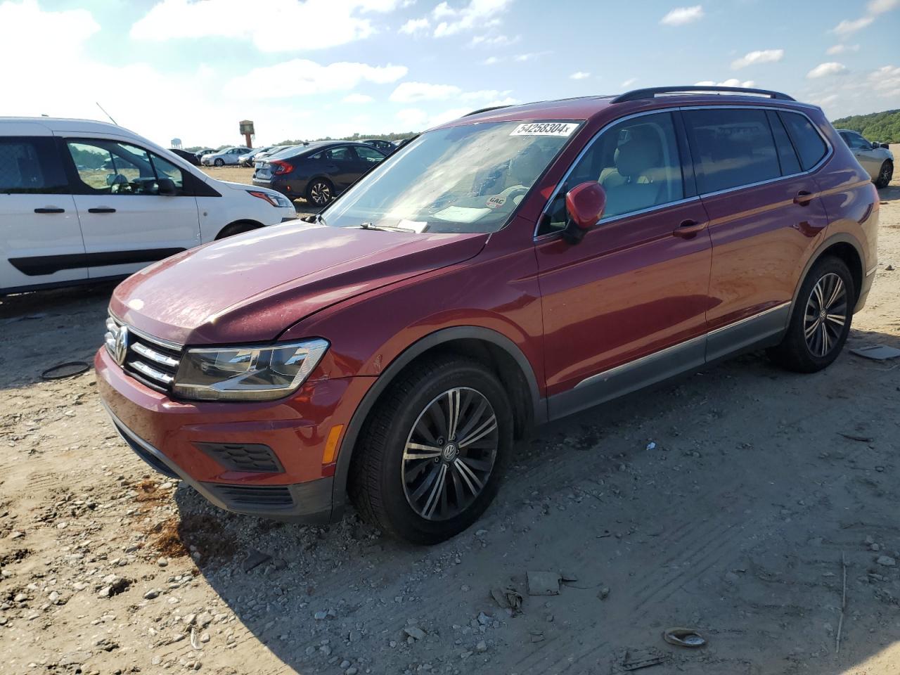 2018 Volkswagen Tiguan Se vin: 3VV3B7AX2JM044559