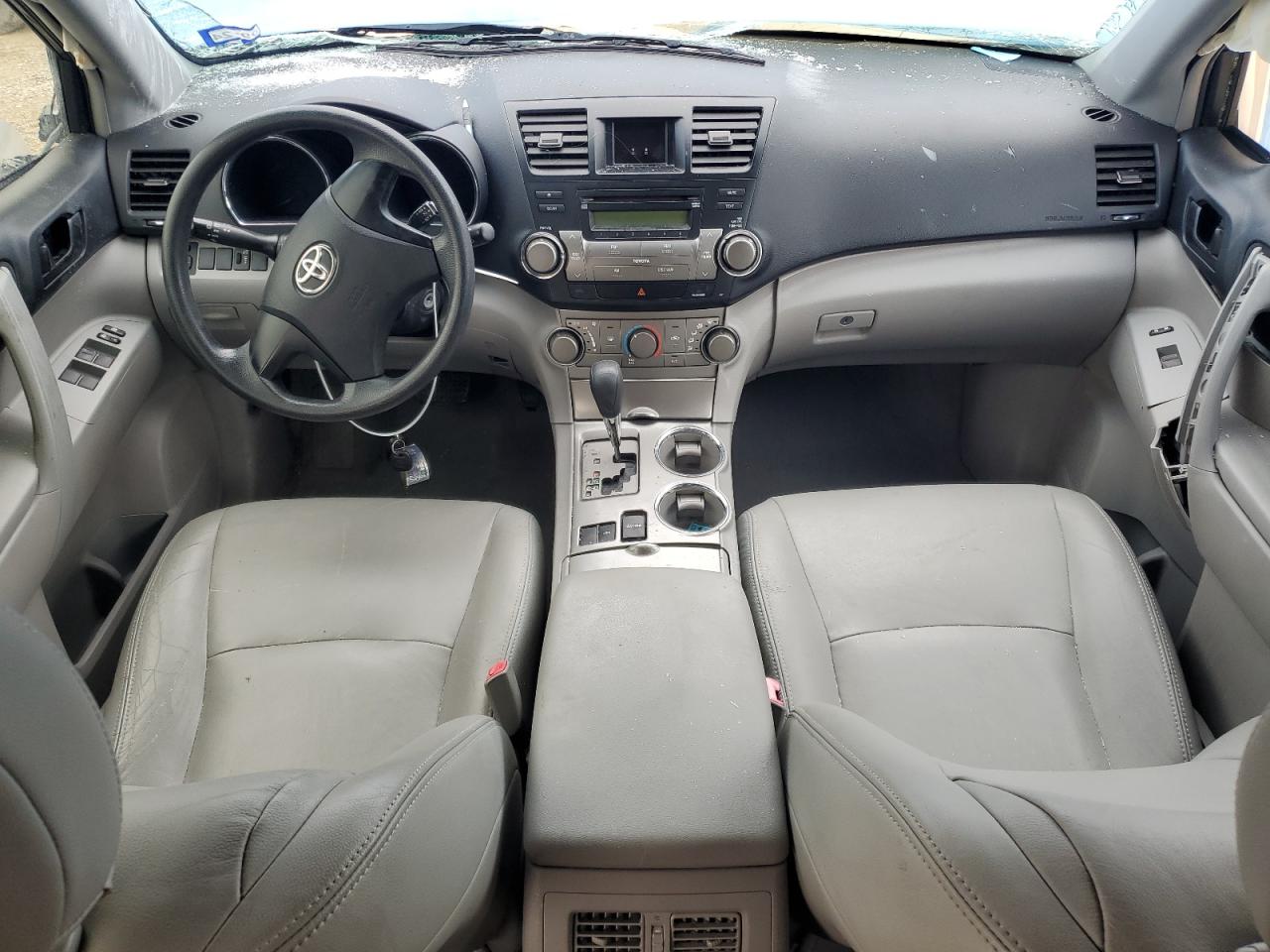 JTEZA3EH3A2011841 2010 Toyota Highlander