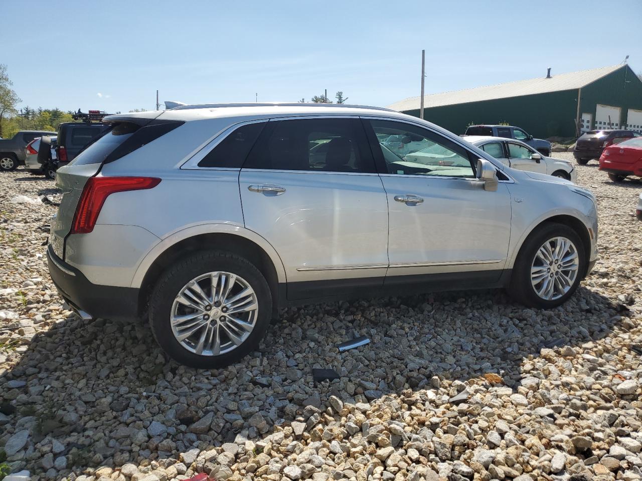 1GYKNFRS4KZ130566 2019 Cadillac Xt5 Premium Luxury