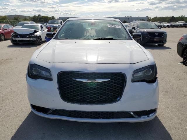 2019 Chrysler 300 Touring VIN: 2C3CCAAG7KH755834 Lot: 56400354