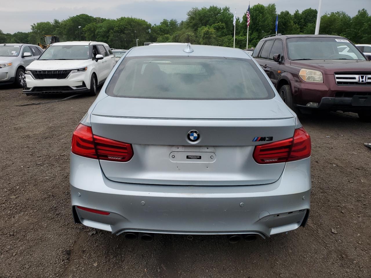 WBS8M9C56H5G84324 2017 BMW M3