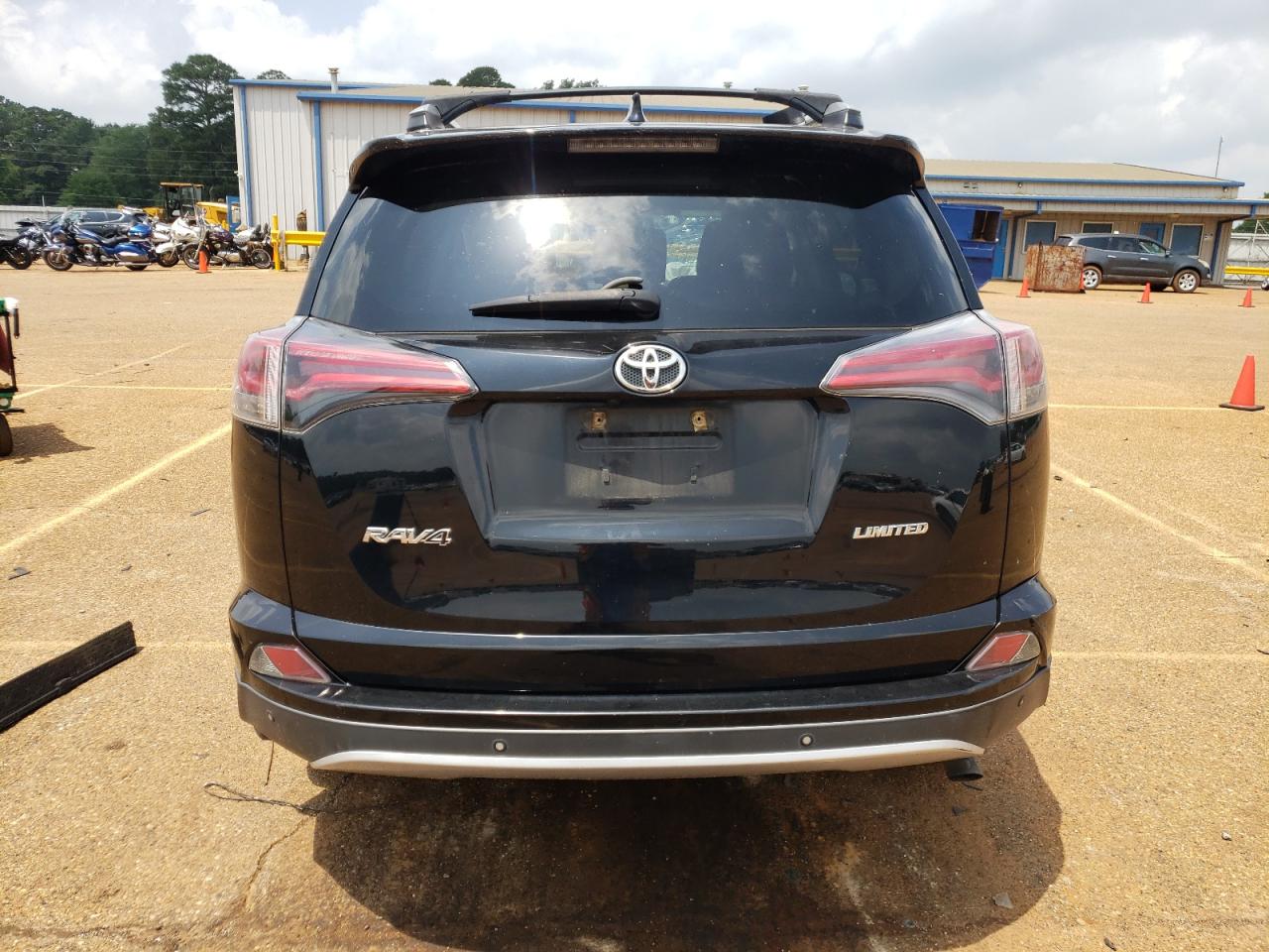 2T3YFREV4GW289173 2016 Toyota Rav4 Limited