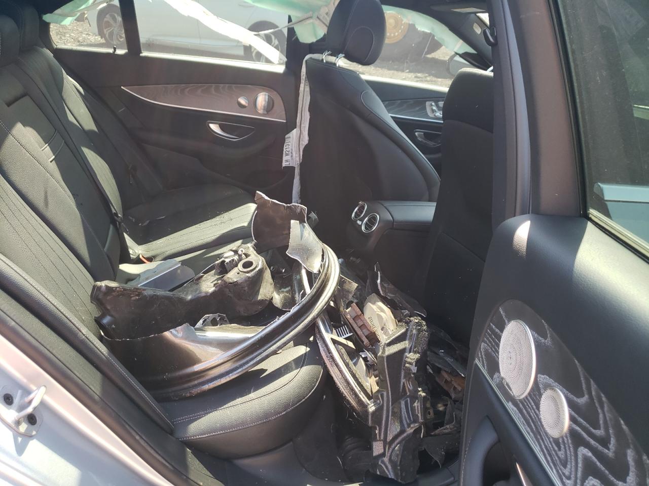 W1KZF8EB2MA967715 2021 Mercedes-Benz E 350 4Matic