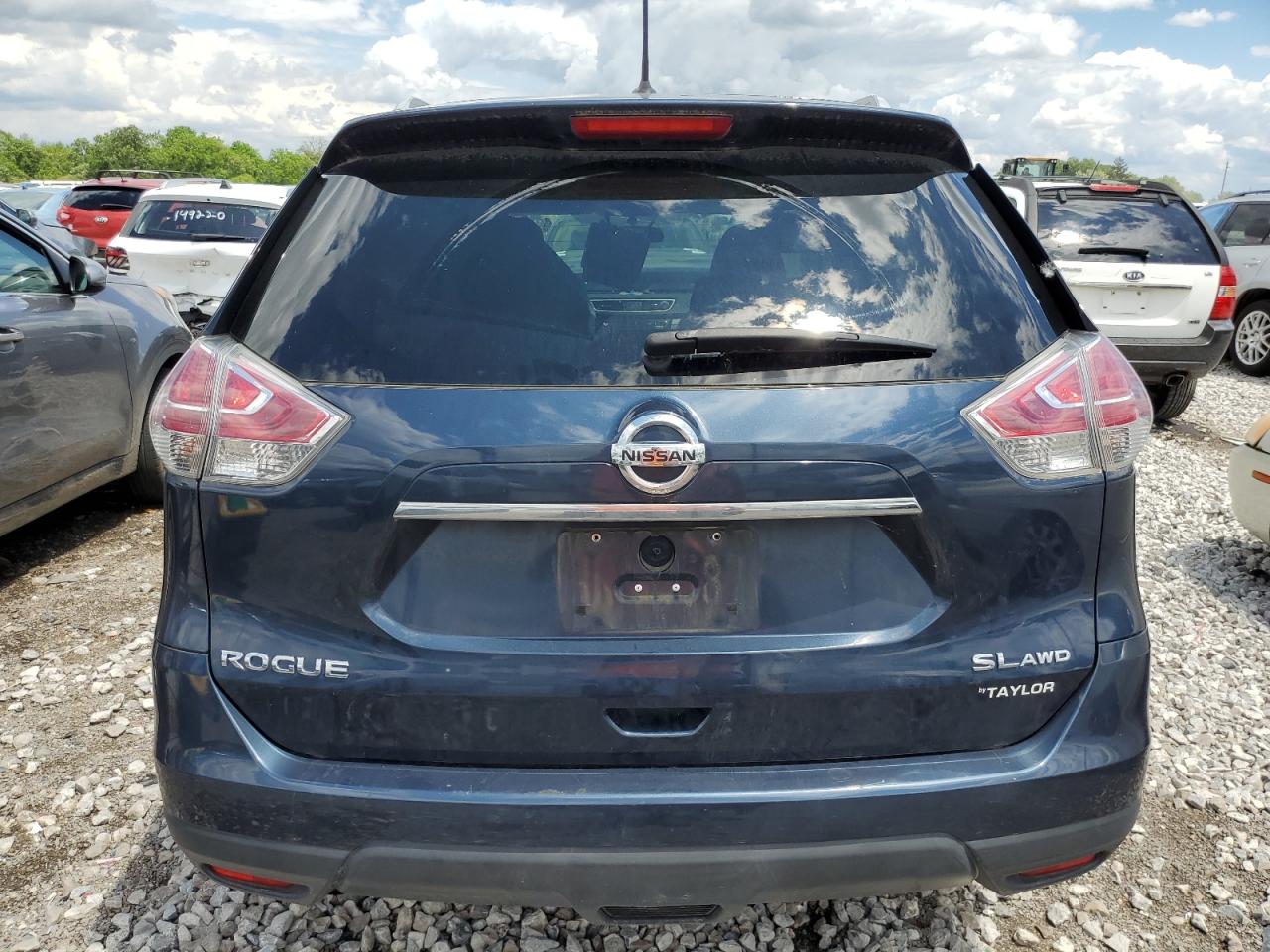 5N1AT2MV3FC915585 2015 Nissan Rogue S