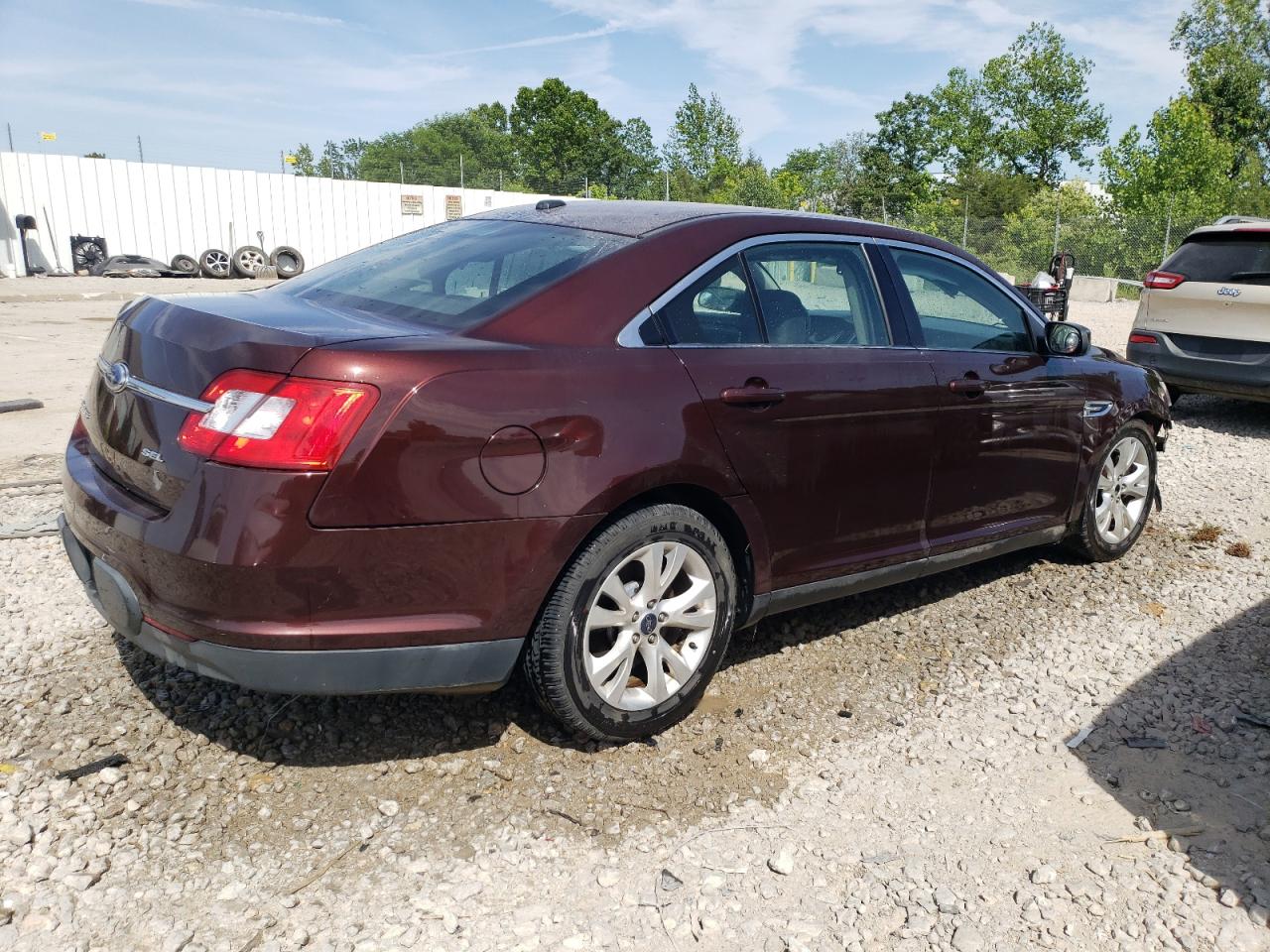 1FAHP2EWXAG162157 2010 Ford Taurus Sel