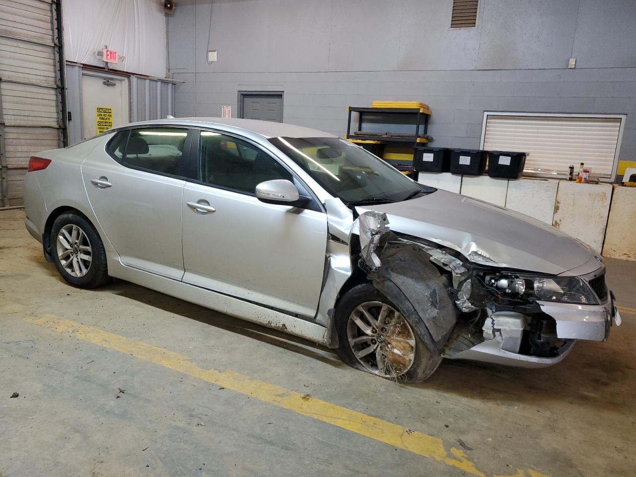 KNAGM4A79B5070296 2011 Kia Optima Lx