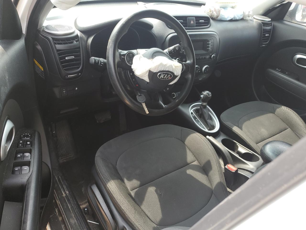 KNDJN2A2XE7002130 2014 Kia Soul