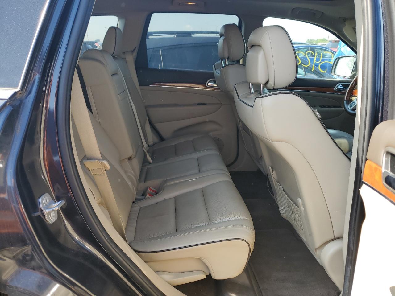 1C4RJFCT5DC591489 2013 Jeep Grand Cherokee Overland