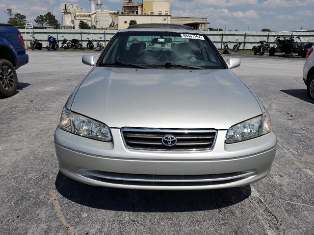 2001 Toyota Camry Le VIN: 4T1BF22KX1U126292 Lot: 55567104