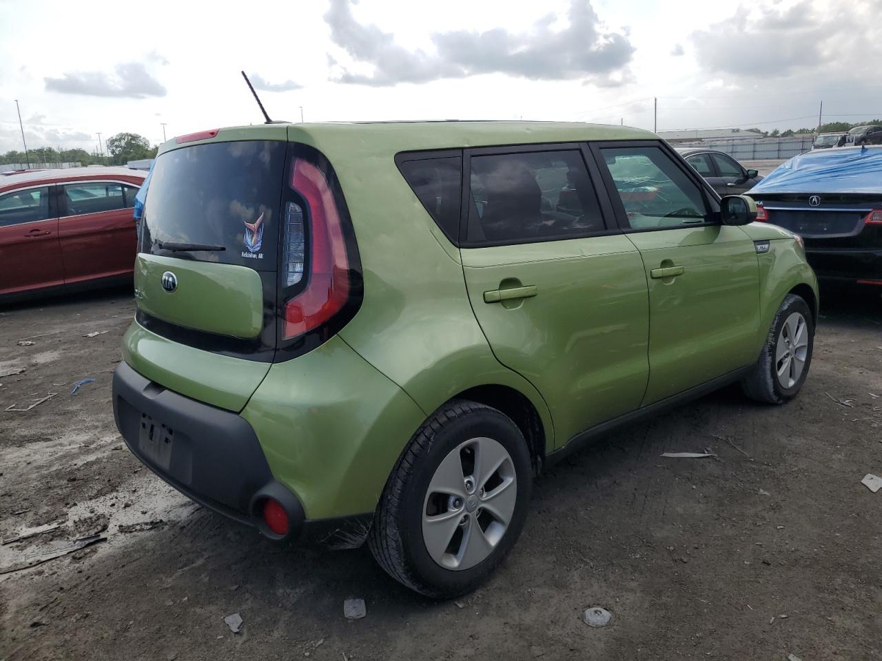 KNDJN2A29G7876066 2016 Kia Soul