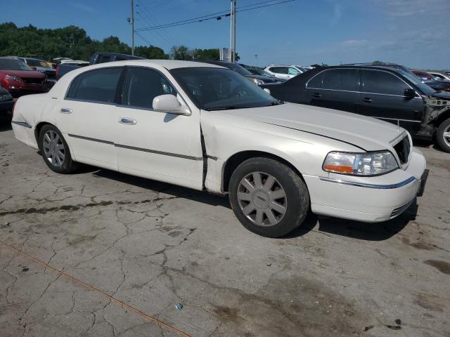 2003 Lincoln Town Car Signature VIN: 1LNHM82W13Y602401 Lot: 56820224