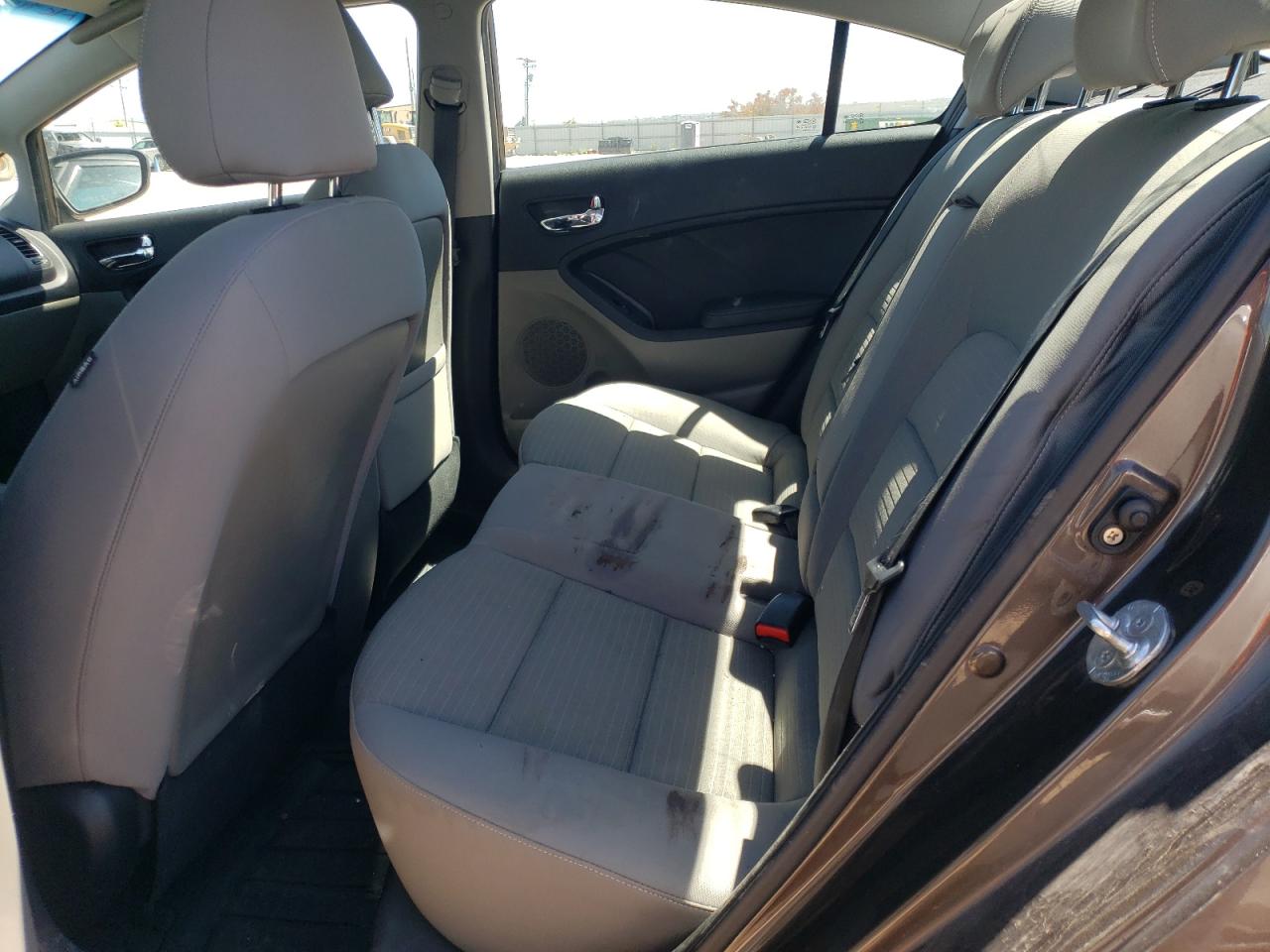 KNAFX4A63E5221339 2014 Kia Forte Lx