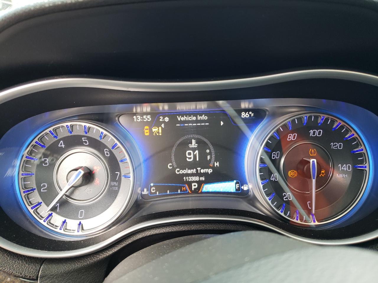 2C3CCAKG8FH787714 2015 Chrysler 300C