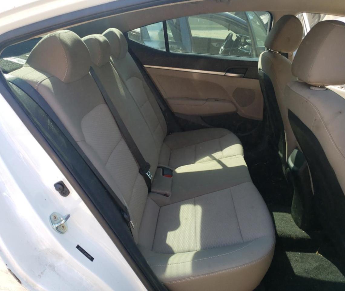 5NPD74LF2KH410454 2019 Hyundai Elantra Se