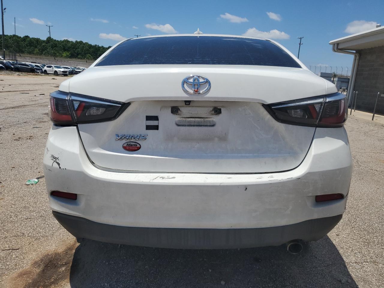 3MYDLBYV8KY518680 2019 Toyota Yaris L