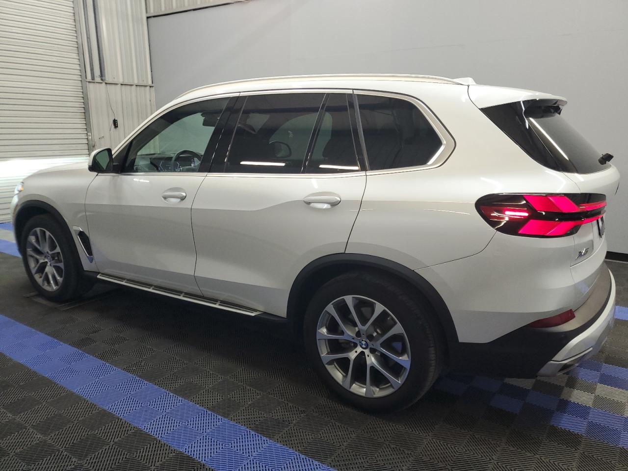 2024 BMW X5 Sdrive 40I vin: 5UX13EU02R9T26232