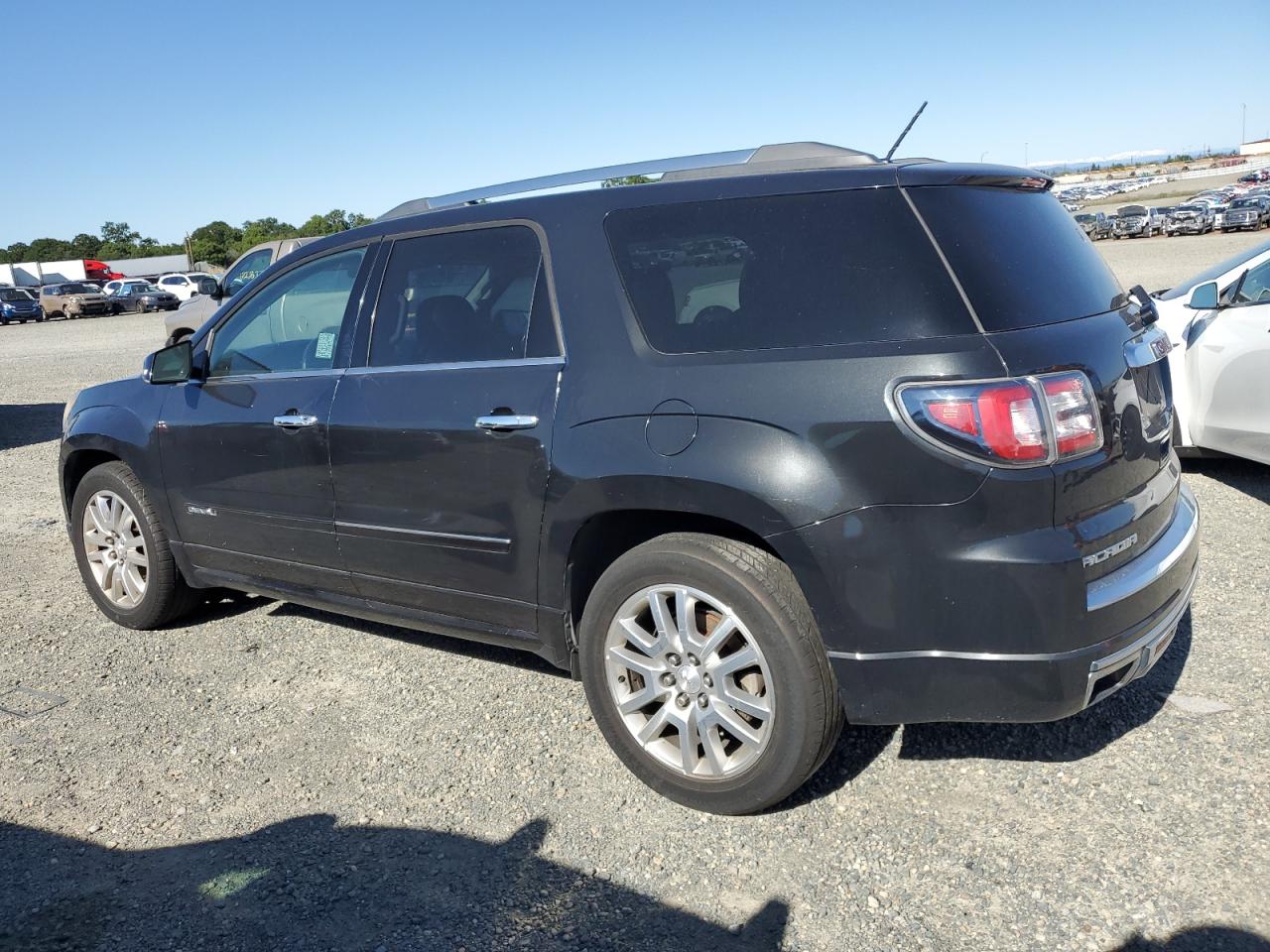 1GKKVTKD2FJ260385 2015 GMC Acadia Denali