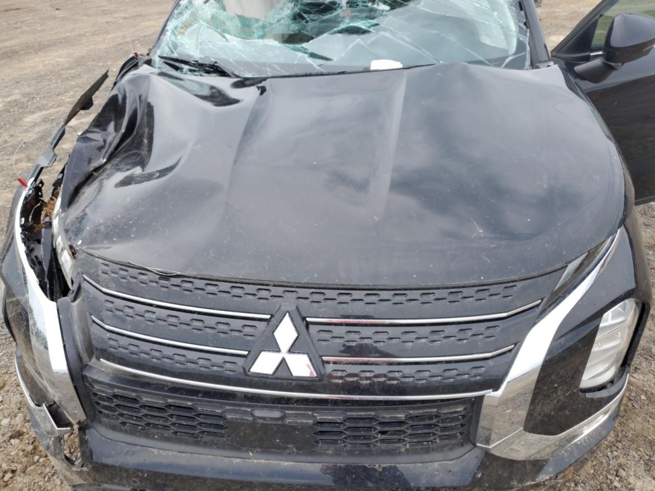 JA4J3UA89NZ010854 2022 Mitsubishi Outlander Se