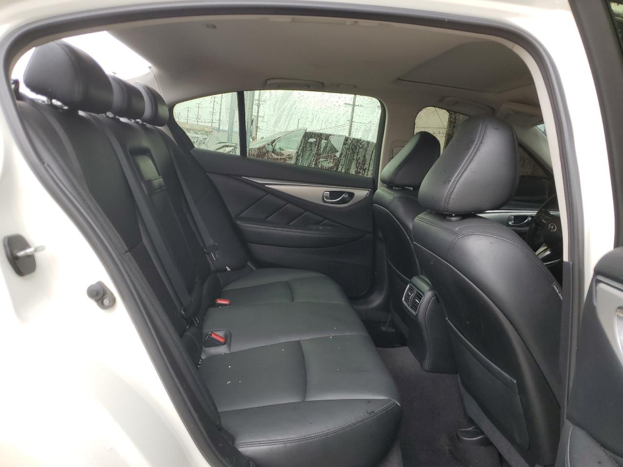 JN1EV7AP6KM542049 2019 Infiniti Q50 Luxe