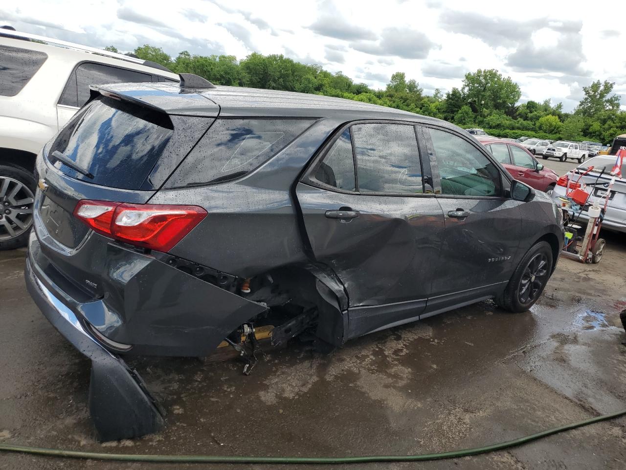 2GNAXREV5J6291149 2018 Chevrolet Equinox Ls