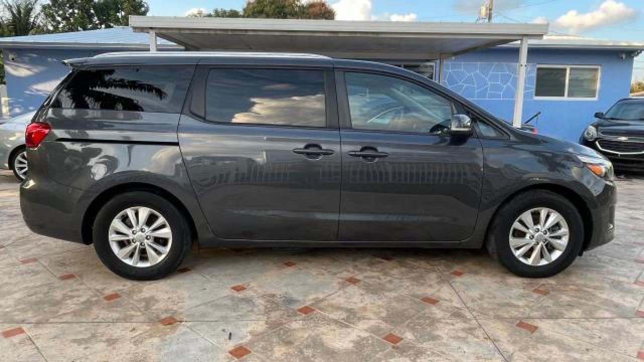 KNDMB5C10G6165101 2016 Kia Sedona Lx