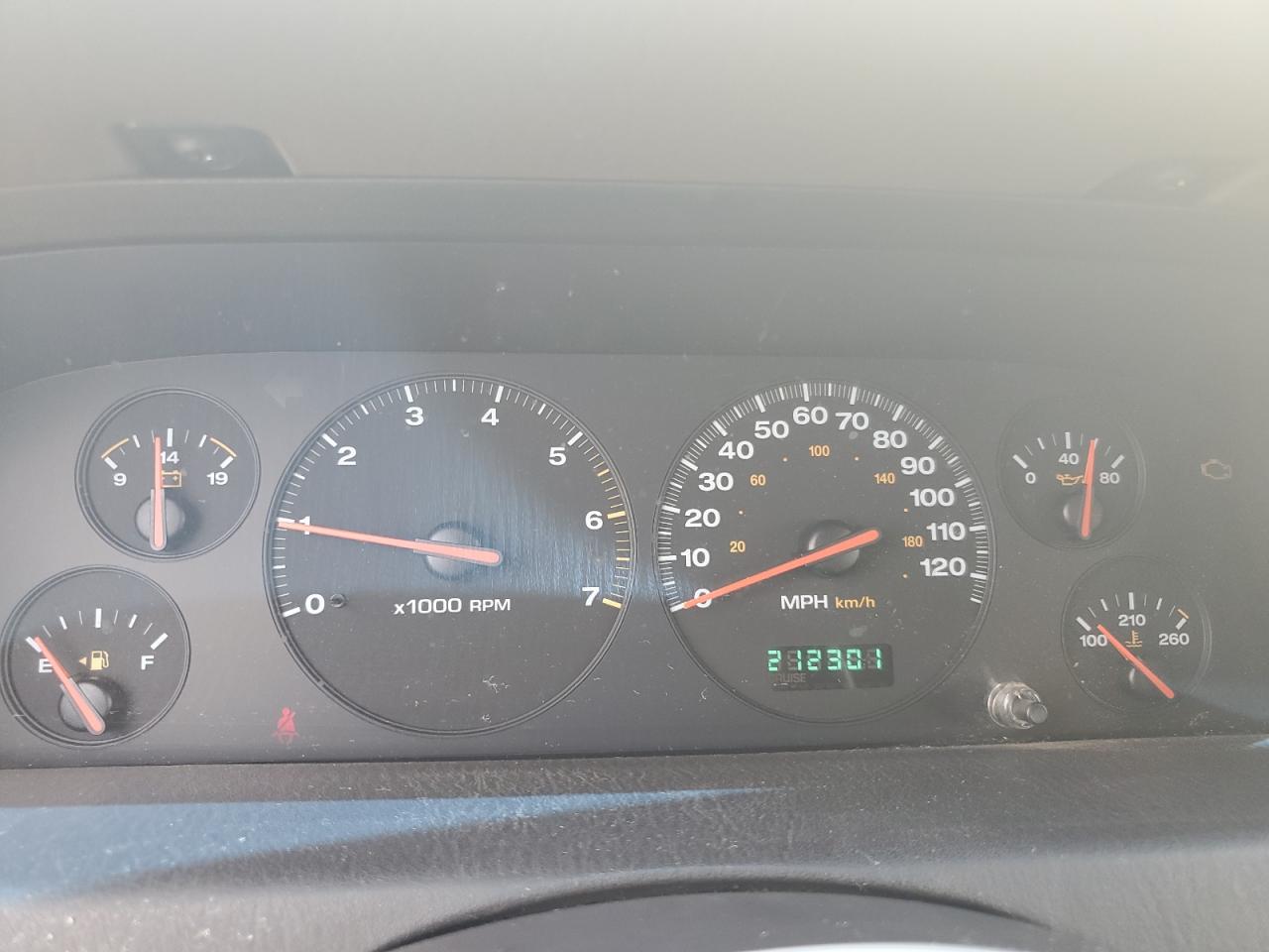 1J4GW48NX1C649061 2001 Jeep Grand Cherokee Laredo