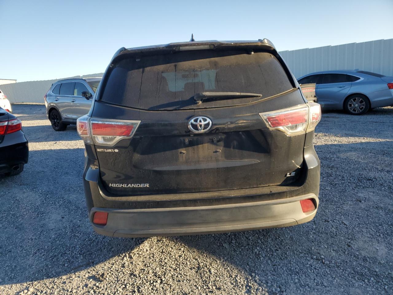 5TDZKRFH7ES035769 2014 Toyota Highlander Le