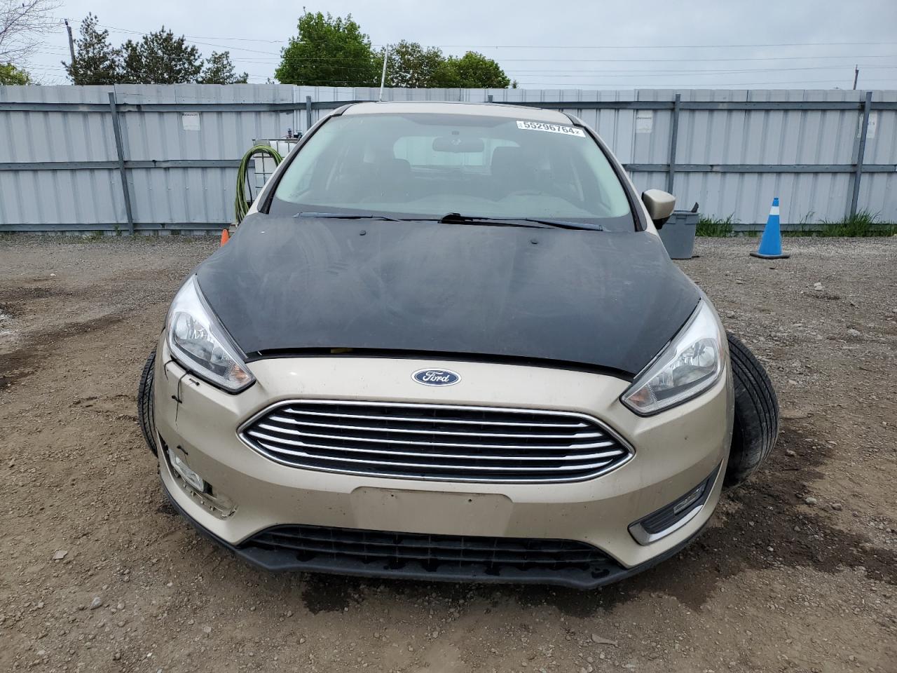 1FADP3N26JL296236 2018 Ford Focus Titanium