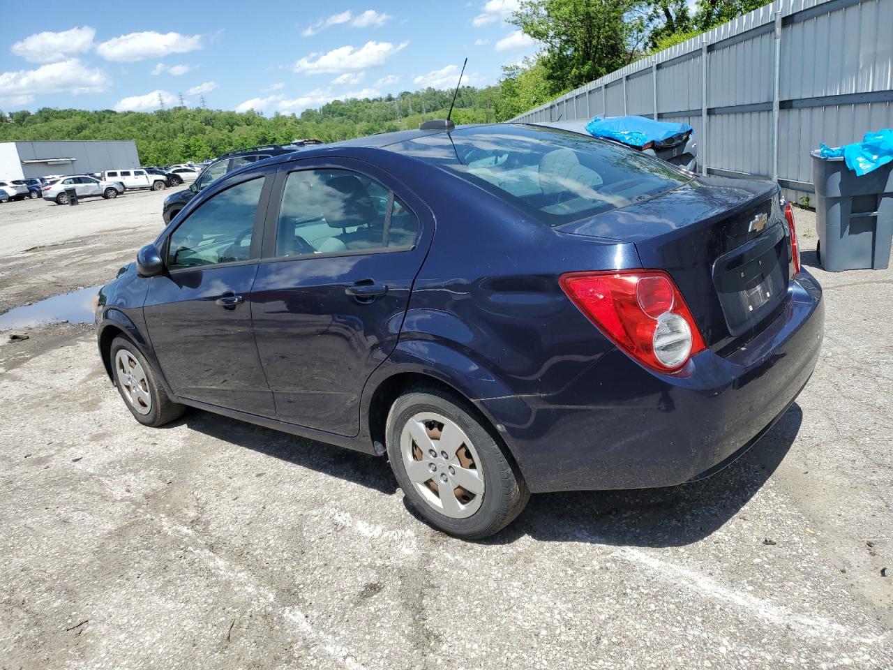 1G1JA5SG8F4149226 2015 Chevrolet Sonic Ls