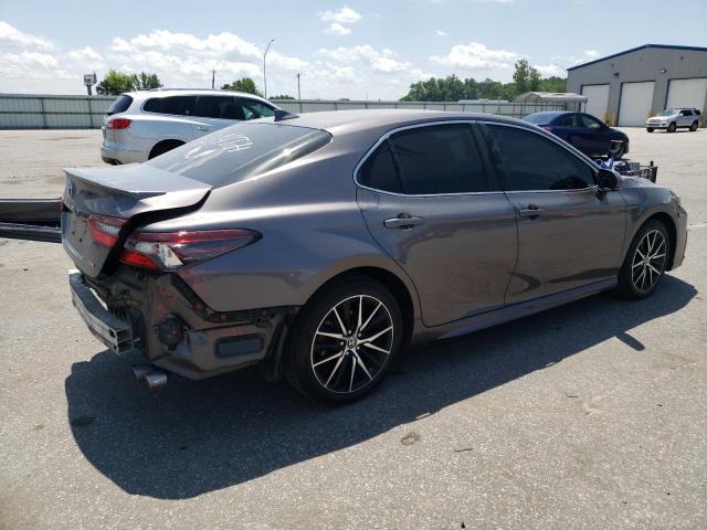 4T1T11AK9MU441832 Toyota Camry SE 3